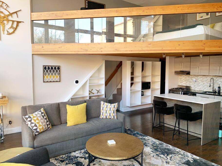 Lincoln Park Light-Filled Loft Lejlighed Chicago Eksteriør billede